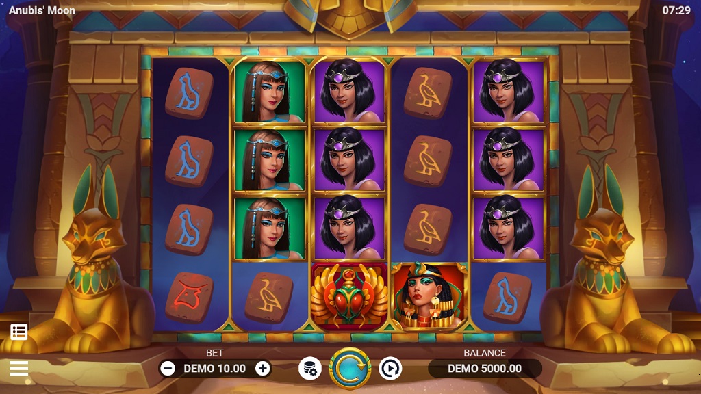 Screenshot of Anubis Moon slot from Evoplay Entertainment