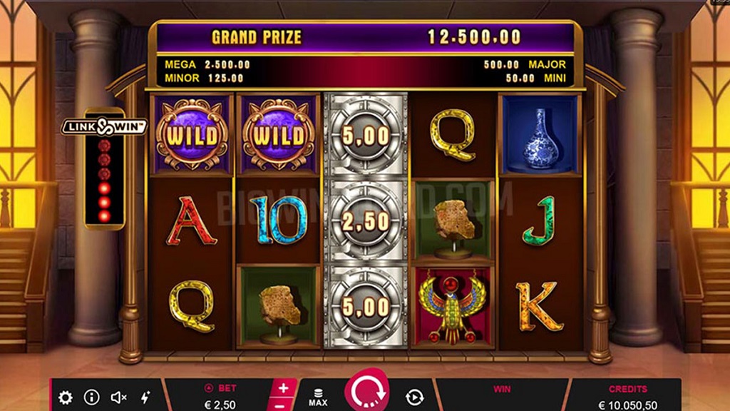 Screenshot of Bust The Mansion slot from Microgaming