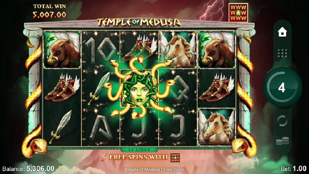 Screenshot of Temple of Medusa from Microgaming